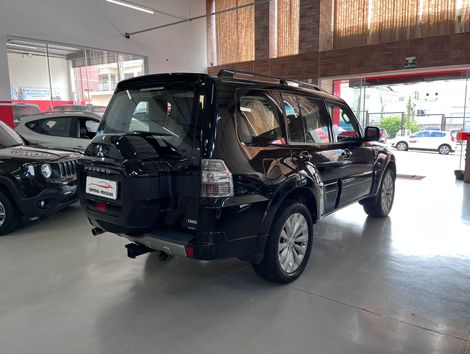 Mitsubishi Pajero HPE Full 3.2 4x4 T.I.Dies. 5p Aut
