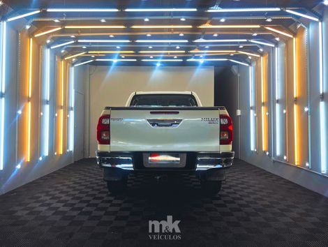 Toyota Hilux CD SRX 4x4 2.8 TDI 16V Diesel Aut.