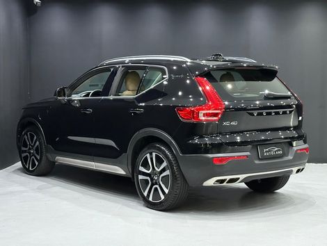 Volvo XC 40 T-5 MOMENTUM 1.5 FWD (Híbrido)