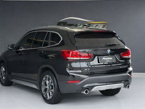 BMW X1 SDRIVE 20i X-Line 2.0 TB Active Flex