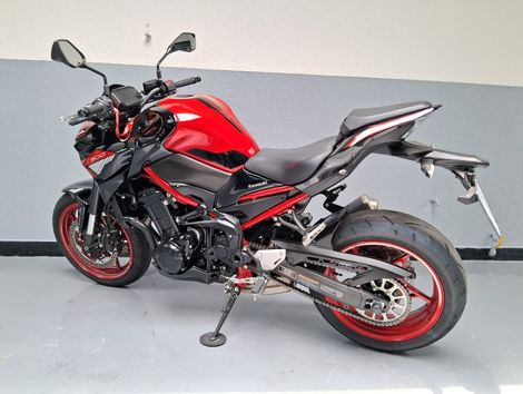 KAWASAKI Z 900
