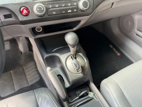 Honda Civic Sedan LXS 1.8/1.8 Flex 16V Aut. 4p