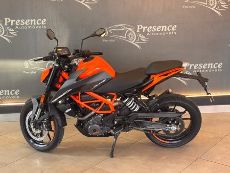 KTM DUKE 390