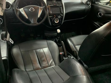 Nissan VERSA UNIQUE 1.6 16V Flex 4p Mec.