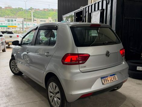 VolksWagen Fox 1.6 Mi Total Flex 8V 5p