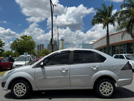 Ford Fiesta Sedan SE 1.6 16V Flex 4p