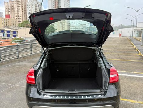 Mercedes GLA 200 Advance 1.6/1.6 TB 16V Flex Aut.