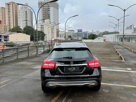 Mercedes GLA 200 Advance 1.6/1.6 TB 16V Flex Aut.