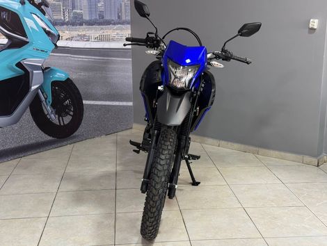 SHINERAY Azul - 2026 / 175cc / 6 Marchas / Injeção Eletrônica / 17cv