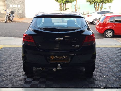 Chevrolet ONIX HATCH LTZ 1.4 8V FlexPower 5p Mec.