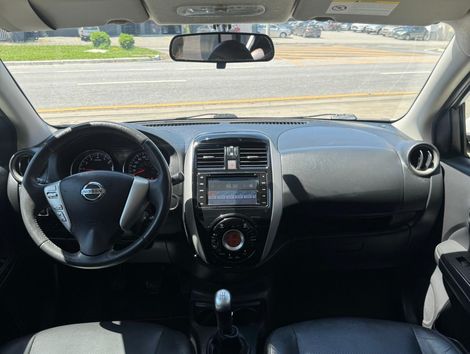 Nissan VERSA SL 1.6 16V FlexStart 4p Mec.