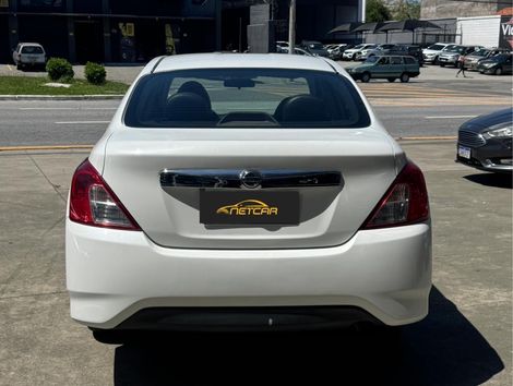 Nissan VERSA SL 1.6 16V FlexStart 4p Mec.