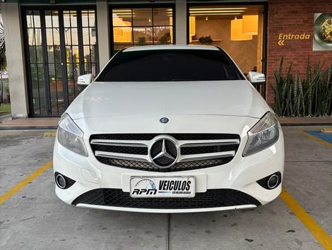 Mercedes Classe A 200 1.6 TB 16V Urban 156cv Aut.