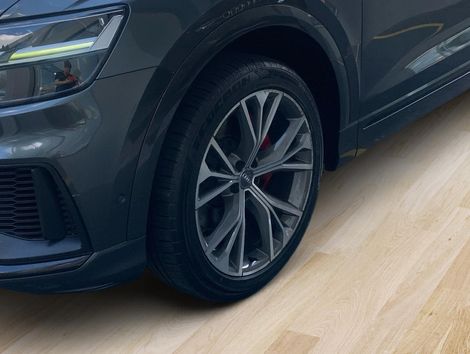 Audi Q8 Perf.Black 3.0 TFSI Quat. S-tr/(Híb.)