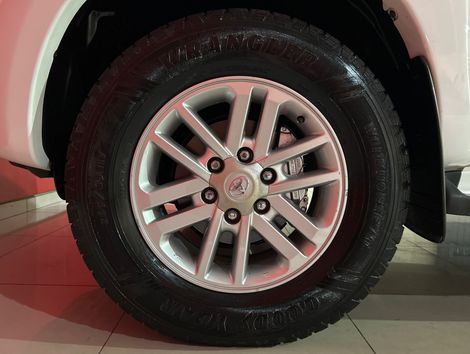 Toyota Hilux CD SRV D4-D 4x4 3.0 TDI Diesel Aut