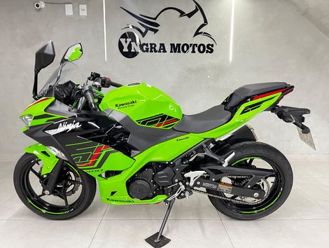 KAWASAKI NINJA 400
