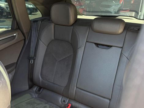 Porsche Macan 2.0 Turbo