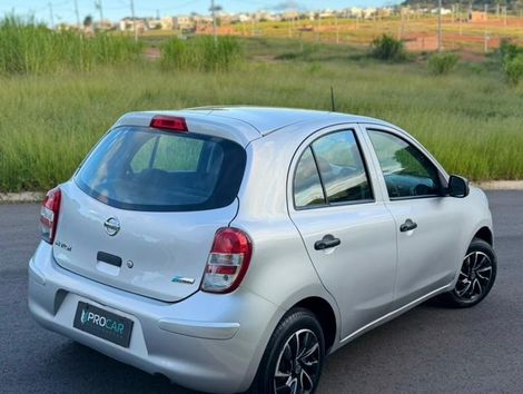 Nissan MARCH 1.0 16V Flex Fuel 5p