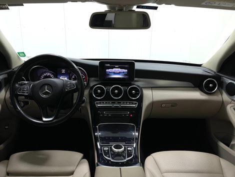 Mercedes C-200 Avantgarde 2.0 TB 16V 184cv Aut.