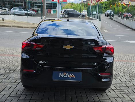 Chevrolet ONIX SEDAN Plus LT 1.0 12V Flex 4p Mec.