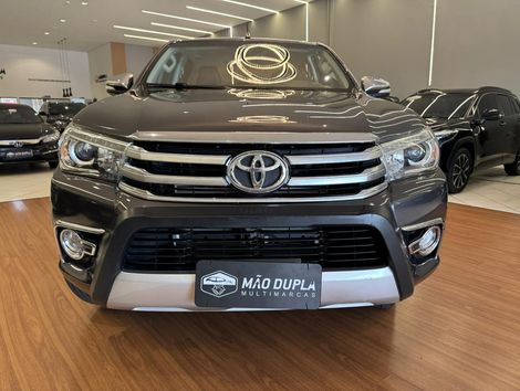 Toyota Hilux CD SRX 4x4 2.8 TDI 16V Diesel Aut.