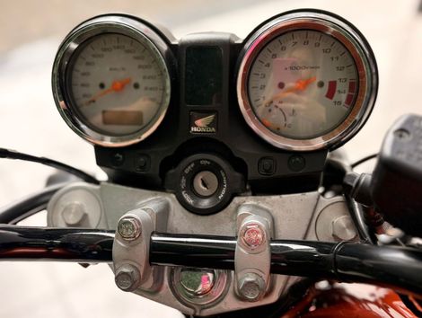 HONDA CB 600F HORNET