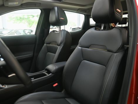 Nissan KICKS Platinum 1.0 Turbo Flex Aut.