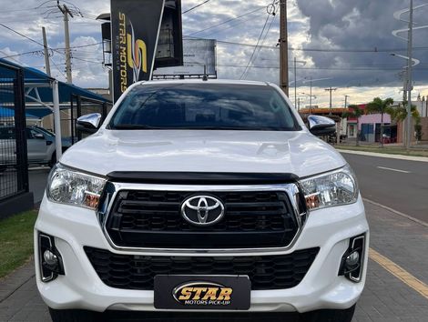 Toyota Hilux CD SRV 4x2 2.7 Flex 16V Aut.