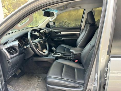 Toyota Hilux CD SRV 4x4 2.8 TDI Diesel Aut.