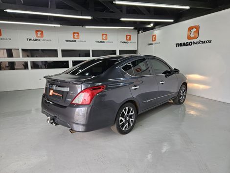 Nissan VERSA UNIQUE 1.6 16V FlexStart 4p Aut.