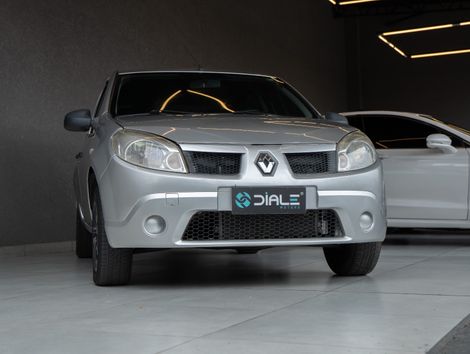 Renault SANDERO Authentique Hi-Flex 1.0 16V 5p