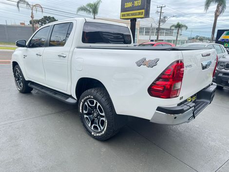 Toyota Hilux CD SRV 4x4 2.7 Flex 16V Aut.