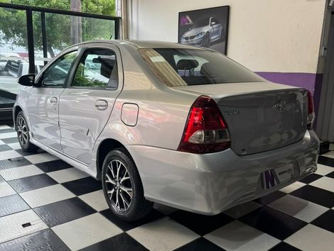 Toyota ETIOS PLATINUM Sed. 1.5 Flex 16V 4p Aut.