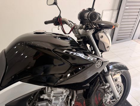 YAMAHA YS 250 FAZER/ FAZER L. EDITION /BLUEFLEX