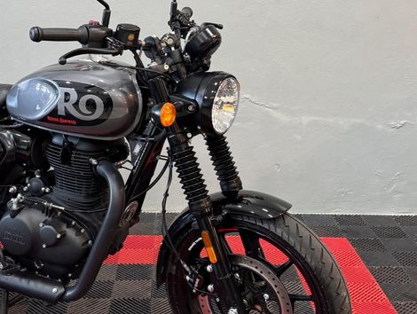 Royal Enfield Hunter 350 Dapper