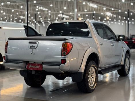 Mitsubishi L200 Triton HPE 3.2 CD TB Int.Diesel Mec