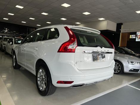 Volvo XC 60 2.0 T5  5p