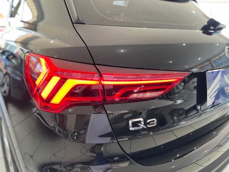 Audi Q3 Prest. 1.4 TFSI Flex/Prest. S-tronic