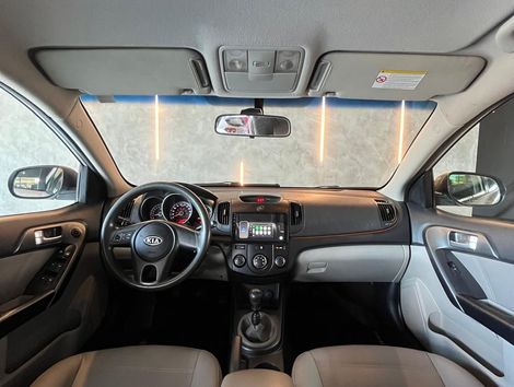 Kia Motors Cerato 1.6 16V Mec.