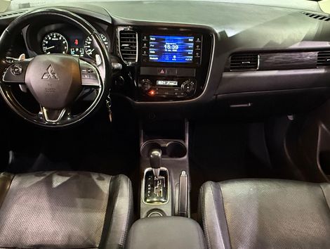 Mitsubishi OUTLANDER 2.0 16V 160cv Aut.