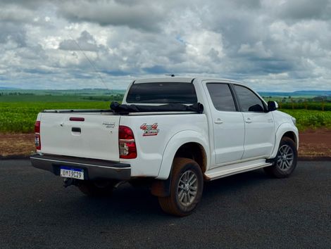Toyota Hilux CD SRV D4-D 4x4 3.0 TDI Diesel Aut