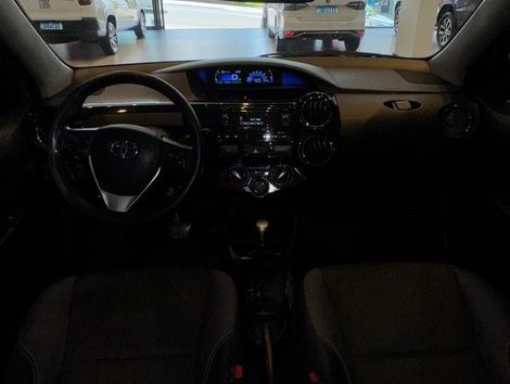 Toyota ETIOS X Plus 1.5 Flex 16V 5p Aut.