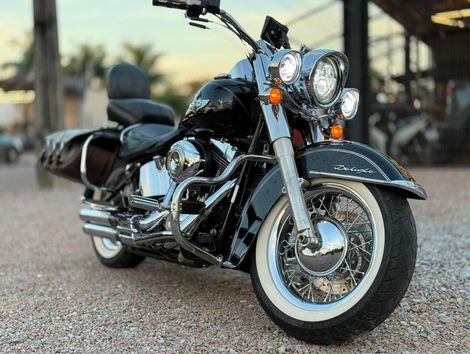 Harley SOFTAIL DELUXE  FLSTN
