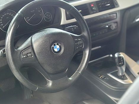 BMW 320i