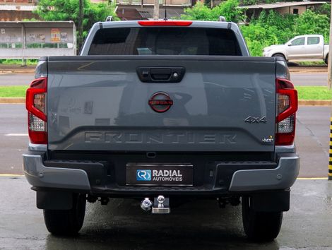 Nissan Frontier PRO4X CD 4x4 2.3 Bi-TB Die. Aut