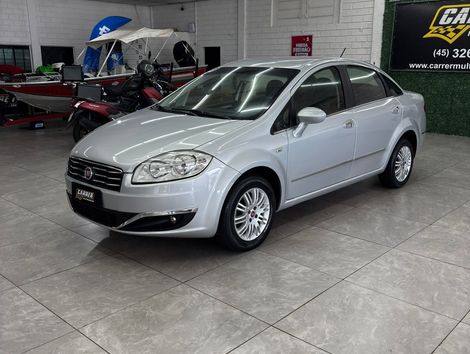 Fiat LINEA ESSENCE 1.8 Flex 16V 4p