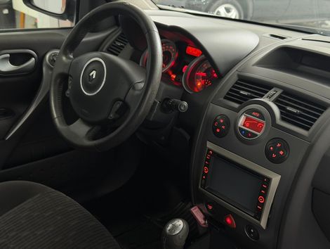 Renault Megane Grand Tour Dynam. Hi-Flex 1.6 16V