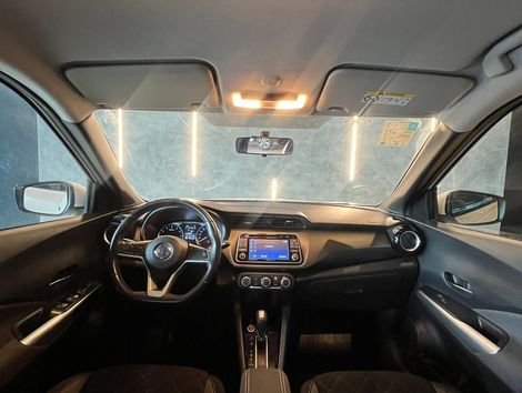 Nissan KICKS SV 1.6 16V FlexStar 5p Aut.