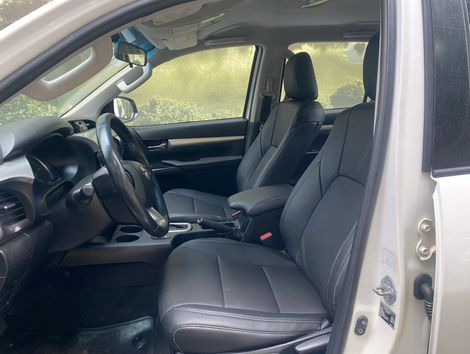 Toyota Hilux CD SR 4x4 2.8 TDI Diesel Aut.