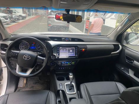 Toyota Hilux CD SR 4x4 2.8 TDI Diesel Aut.